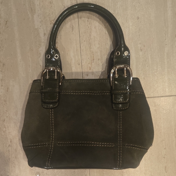 Tignanello Handbags - Tignanello 100% Genuine Leather Deep Army Green Shoulder Bag